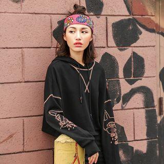 Batwing Long-sleeve Embroidered Cropped Hooded Pullover