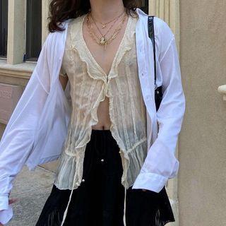 Short Sleeve V-neck Ruffled Lace Top