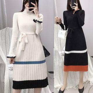 Long Sleeve Pleated Knit Dress