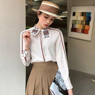 Contrast Trim Poker Collar Blouse
