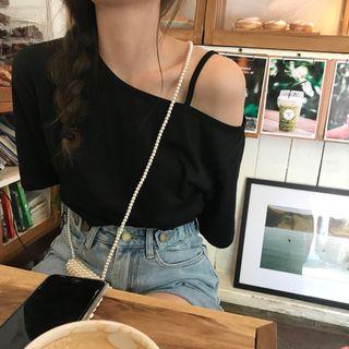 Asymmetric Cutout Shoulder Short-sleeve Top