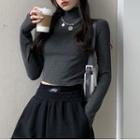 Mock Neck Cropped T-shirt