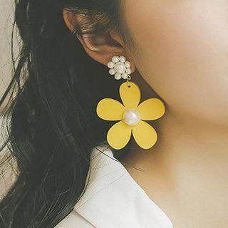 Faux Pearl Floral Drop Earring As Shown In Figure - One Size