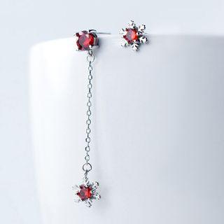 Non-matching 925 Sterling Silver Rhinestone Snowflake Dangle Earring