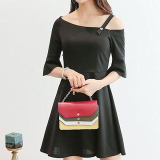Off-shoulder Bell Elbow-sleeve A-line Dress