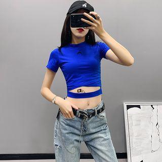 Moon-embroidered Crop T-shirt