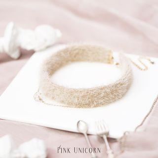 Furry Layered Choker Light Camel - One Size