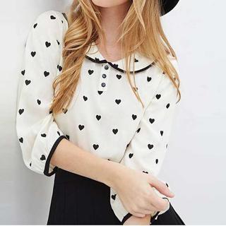 Heart Print Peter Pan Collar Blouse