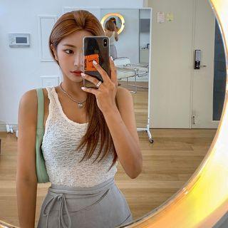 Sleeveless Crinkled Slim-fit Crop Top