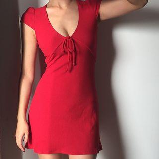 Cap-sleeve V-neck Mini A-line Dress