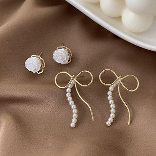 Alloy Resin Rose / Bow Earring