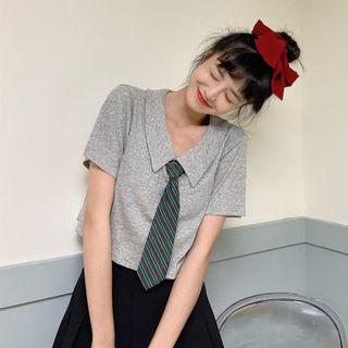 Set: Short-sleeve T-shirt + Tie