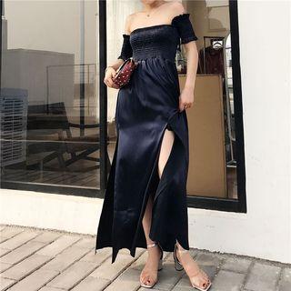 Off-shoulder Maxi Sundress