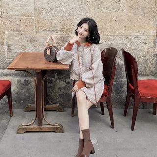 Hooded Zip Jacket / A-line Tweed Skirt