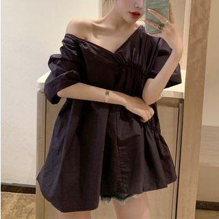 V-neck Short-sleeve Pleated Blouse
