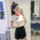 Lips Embroidered Short Sleeve Knit T-shirt