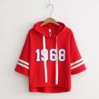 Numbering Hooded Short-sleeve T-shirt