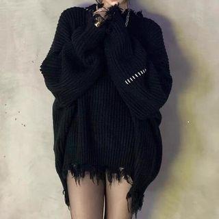 Contrast Stitching Frayed Sweater