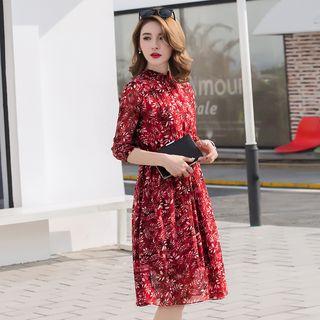 Leaf Print 3/4 Sleeve Midi Dress