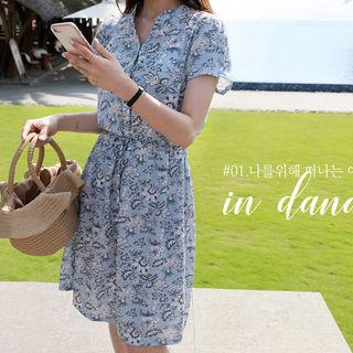 Half-placket Floral Shirtdress