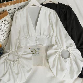 Bubble-sleeve Deep V-neck Cropped Loose Top