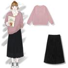Plain Sweater / Accordion Pleat Midi Skirt