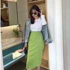 Denim Jacket / Long-sleeve T-shirt / Midi Skirt