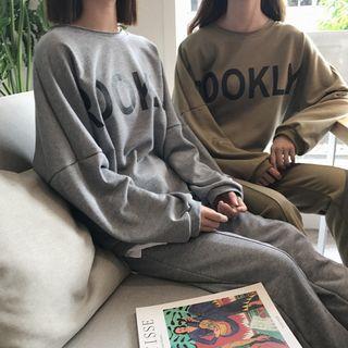 Set: Mock Two-piece Letter Long-sleeve Sweatshirt + Pants