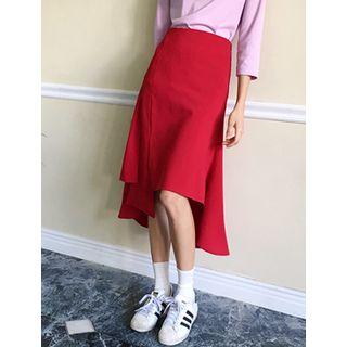Asymmetric Dip-back Long Flare Skirt