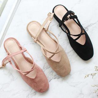 Lattice Pointed Pumps