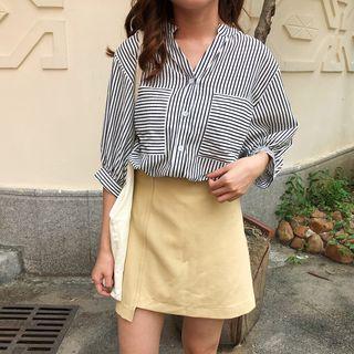 V-neck Striped Short Sleeve Blouse