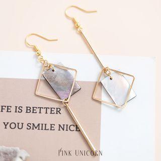 Non-matching Geometric Shell Alloy Dangle Earring