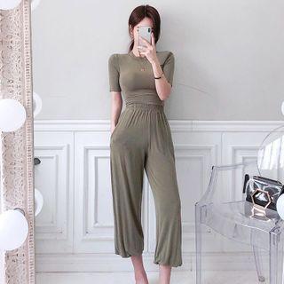 Set: Short-sleeve Cropped T-shirt + High-waist Pants