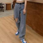 Distressed Wide Leg Jeans / Printed Cropped T-shirt
