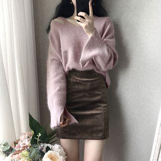 Cut Out Detail V-neck Sweater