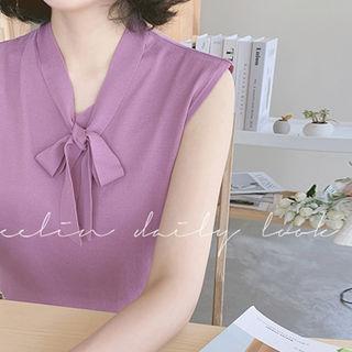 Sleeveless Tie-front Knit Top