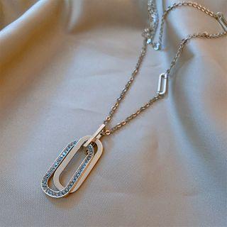 Rhinestone Loop Pendant Necklace Rose Gold - One Size