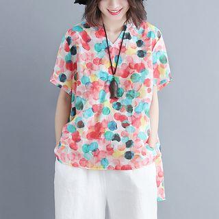 Short-sleeve Dotted V-neck Top