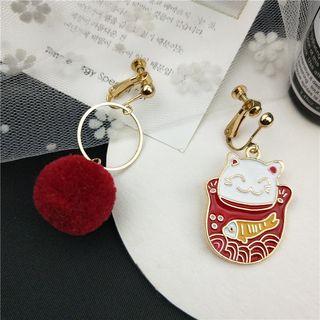 Pompom Cat Earring