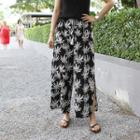Slit-side Palm Tree Pattern Culottes Black - One Size