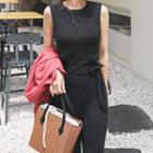 Set: Sleeveless To + Tie-waist Wide-leg Pants
