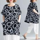 Short-sleeve Patterned Top Black - One Size