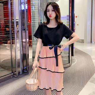 Short-sleeve Paneled Midi A-line Tiered Dress