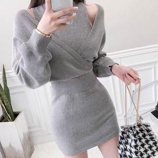 Set: V-neck Sweater + Sleeveless Knit Dress Gray - One Size