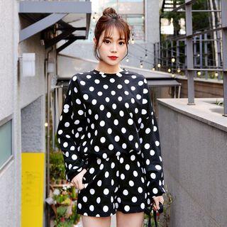 Set: Polka-dot T-shirt + Band-waist Shorts