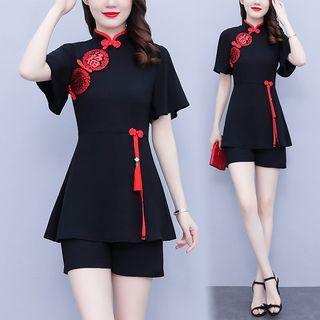 Set: Short-sleeve Slit-side Top + Shorts