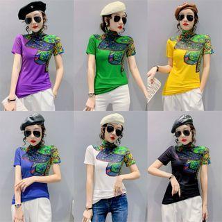 Short-sleeve Turtleneck Print T-shirt