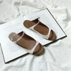 Cutout-upper Slide Sandals