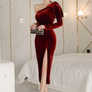 One-shoulder Slit Midi Sheath Velvet Dress