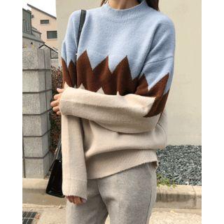 Crewneck Chevron Sweater Sky Blue - One Size